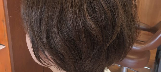 暑くなったらバッサリとショートで涼しくラクチン